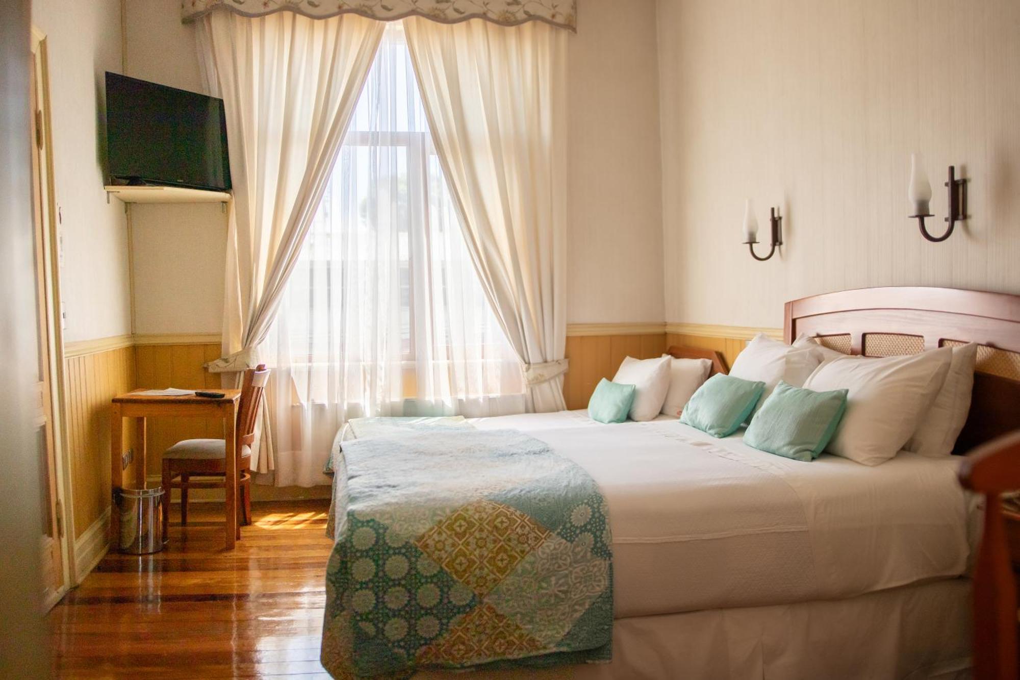 Hotel Di Torlaschi Valdivia Ngoại thất bức ảnh